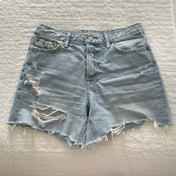GRLFRND Jean Shorts - Picture 5 of 8